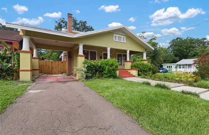 photo 2: 812 W RIVER HEIGHTS AVENUE, TAMPA FL 33603