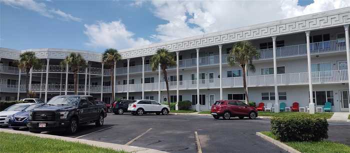 photo 1: 2450 CANADIAN WAY Unit 18, CLEARWATER FL 33763