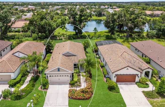 photo 2: 12746 COASTAL BREEZE WAY, BRADENTON FL 34211