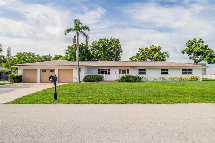 photo 1: 2026 PINE TERRACE, SARASOTA FL 34231