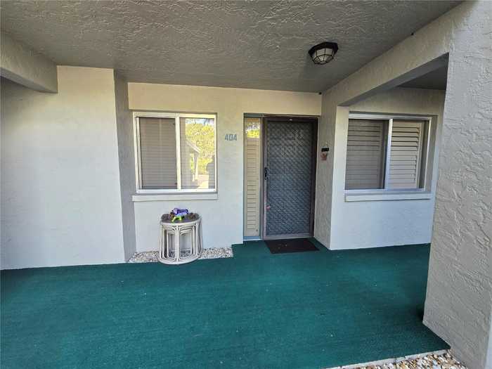 photo 2: 404 PINEBROOK CRESCENT Unit 4, VENICE FL 34285