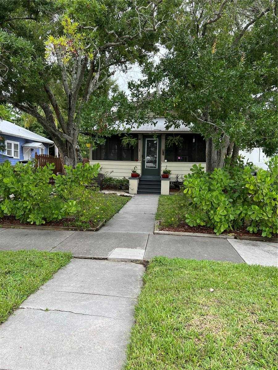 photo 1: 1668 OAK STREET, SARASOTA FL 34236