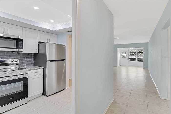 photo 2: 1466 NORMANDY PARK DRIVE Unit 4, CLEARWATER FL 33756