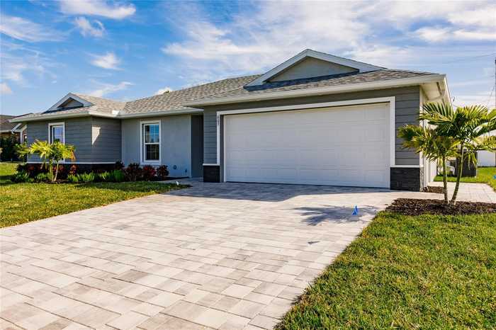 photo 1: 223 NE 7TH TERRACE, CAPE CORAL FL 33909