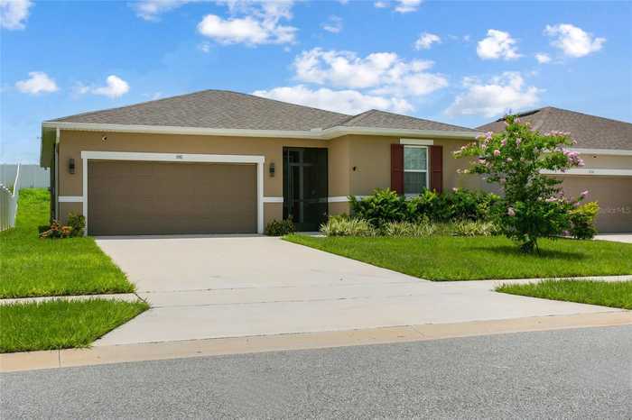 photo 1: 300 LAKE SMART CIRCLE, WINTER HAVEN FL 33881