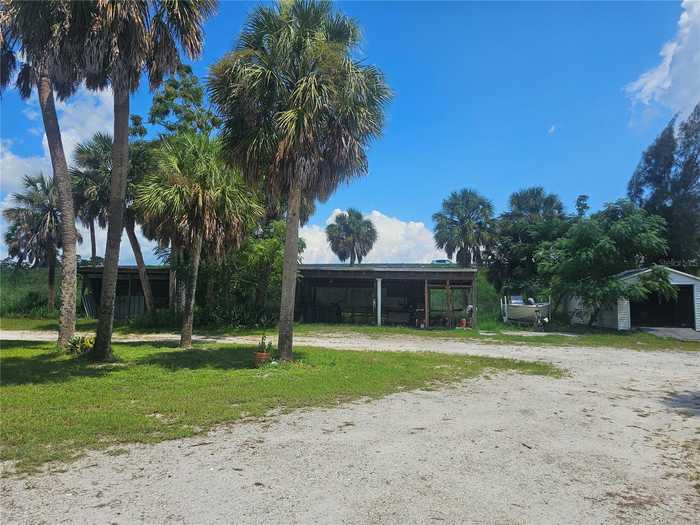 photo 1: 425 N JACKSON ROAD, VENICE FL 34292