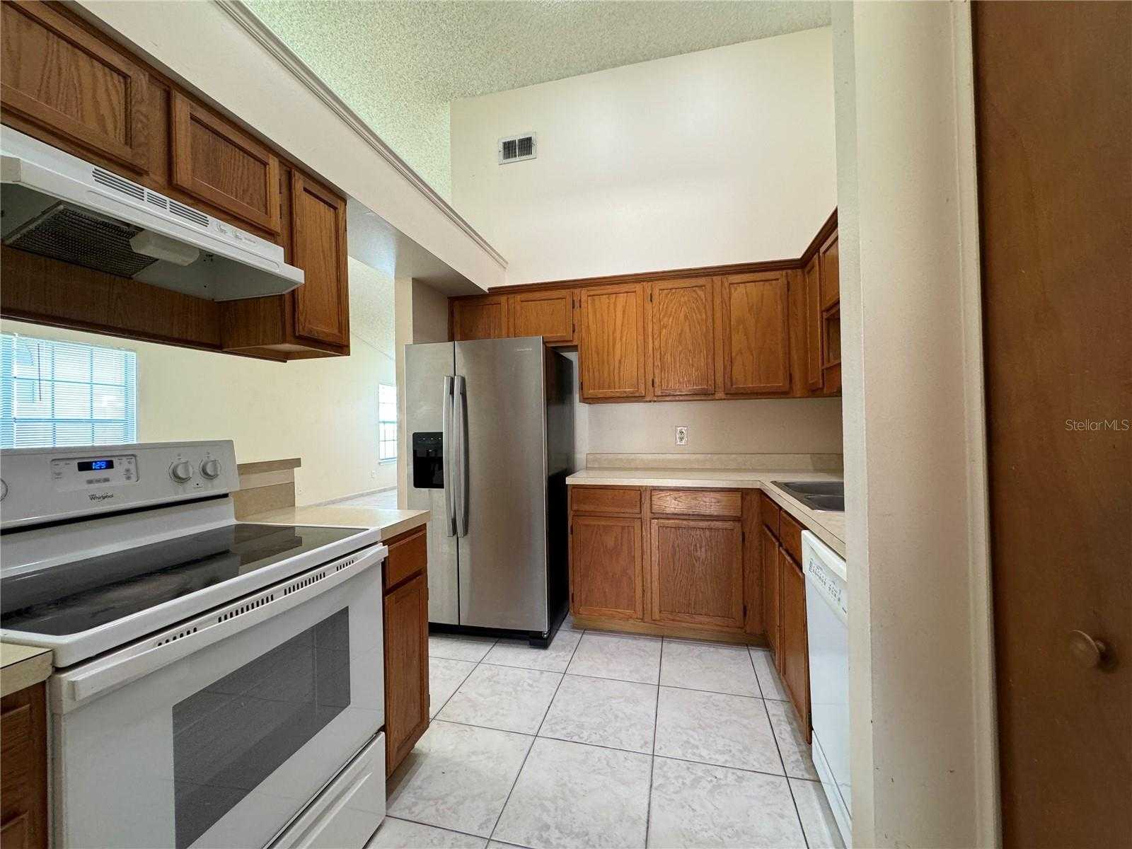 photo 2: 5333 RED CLIFF TRAIL, ORLANDO FL 32812