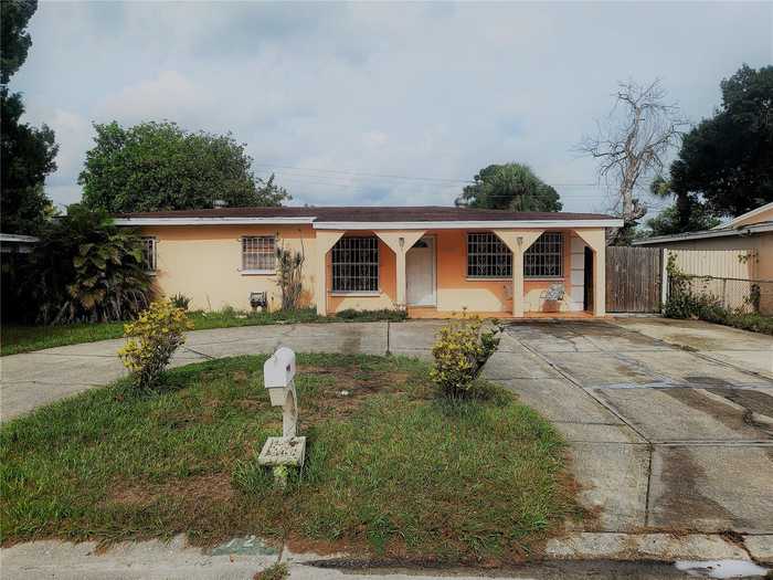 photo 1: 4729 MURRAY HILL DRIVE, TAMPA FL 33615