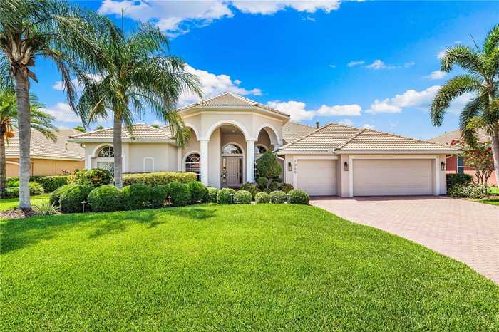 photo 1: 7069 74TH STREET CIRCLE E, BRADENTON FL 34203