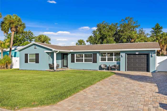 photo 2: 450 82ND AVENUE, ST PETE BEACH FL 33706