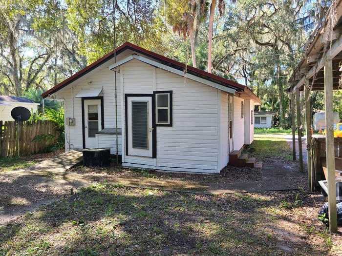 photo 2: 3559 NW 23RD TERRACE, LAKE PANASOFFKEE FL 33538