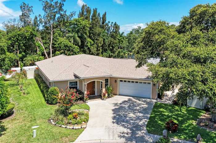 photo 2: 9146 16TH AVENUE CIRCLE NW, BRADENTON FL 34209