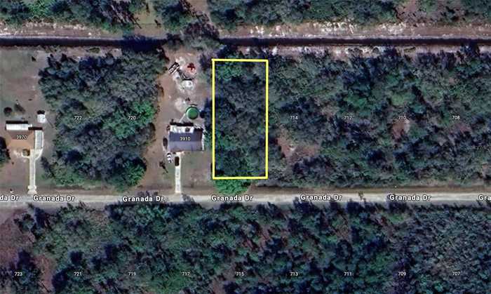 photo 1: 716 GRANADA DRIVE, INDIAN LAKE ESTATES FL 33855