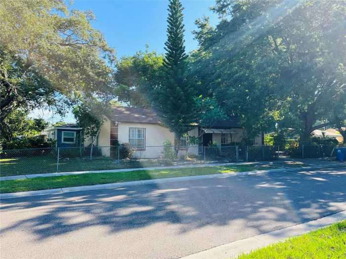 photo 2: 4263 13TH AVENUE S, SAINT PETERSBURG FL 33711