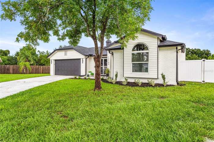 photo 2: 12104 WILDBROOK DRIVE, RIVERVIEW FL 33569