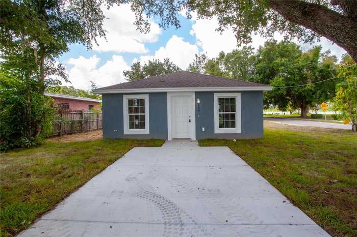 photo 1: 600 SEARS AVE NE, WINTER HAVEN FL 33881