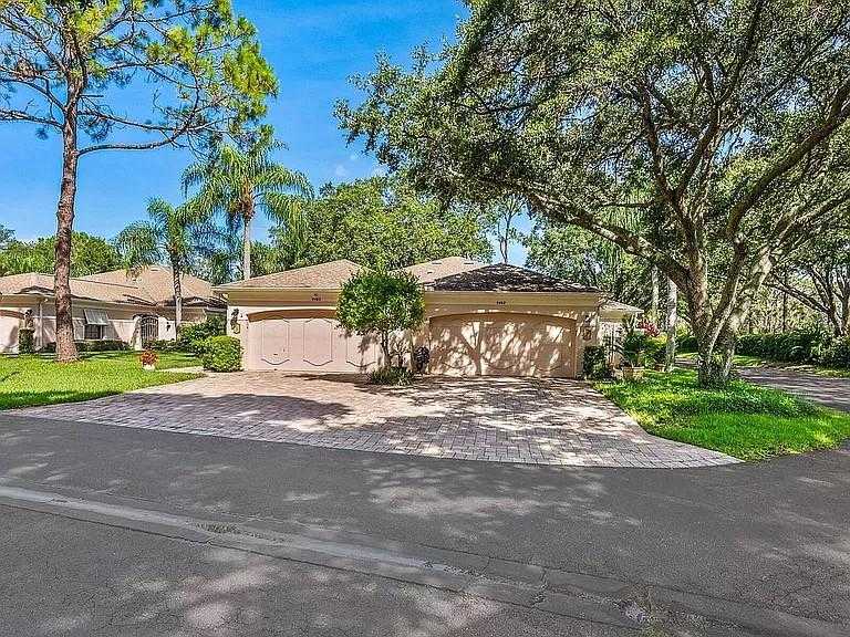 photo 1: 5462 CHANTECLAIRE Unit 65, SARASOTA FL 34235