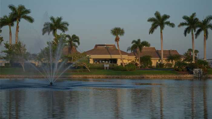 photo 2: 602 LA JOLLA CIRCLE, NORTH PORT FL 34287