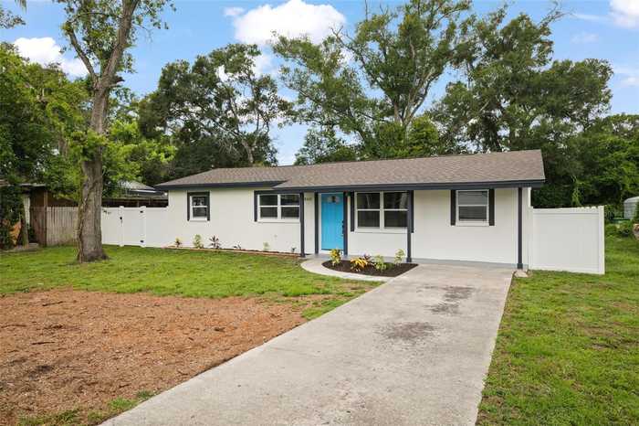 photo 2: 8520 N OLA AVENUE, TAMPA FL 33604