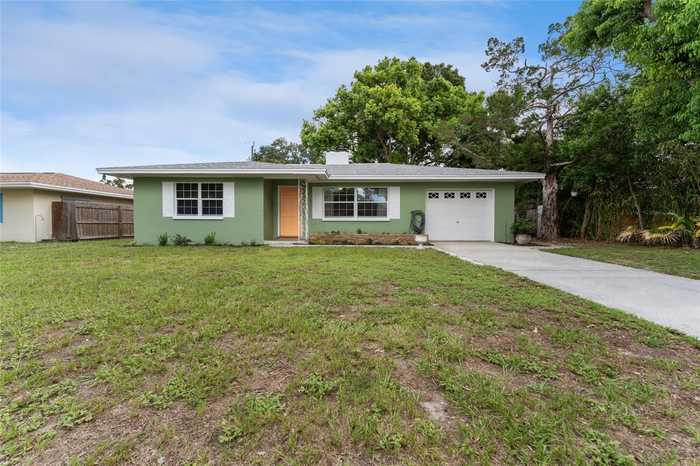 photo 2: 1452 LIME STREET, CLEARWATER FL 33756