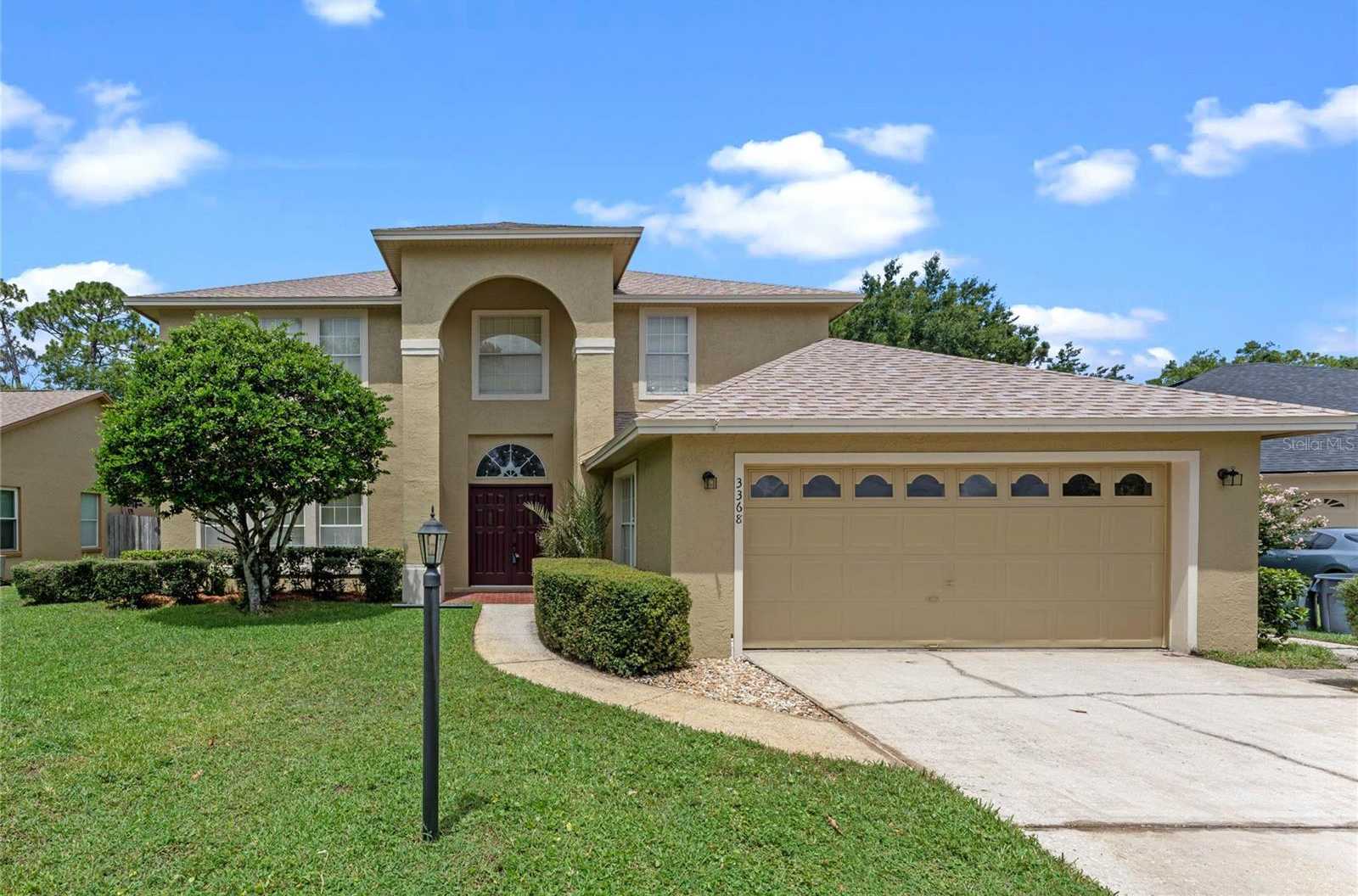 photo 1: 3368 PAISLEY CIRCLE, ORLANDO FL 32817