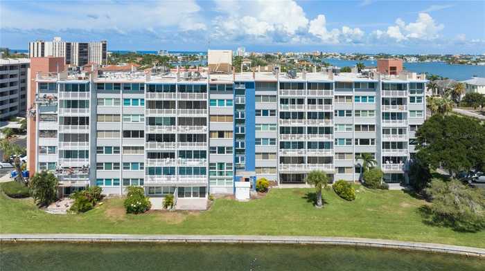 photo 2: 500 TREASURE ISLE CAUSEWAY E Unit 301, TREASURE ISLAND FL 33706