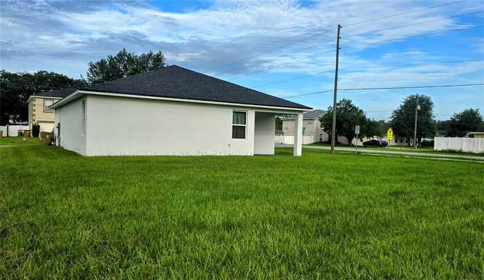 photo 2: 101 CASTLEFORD WAY, KISSIMMEE FL 34758