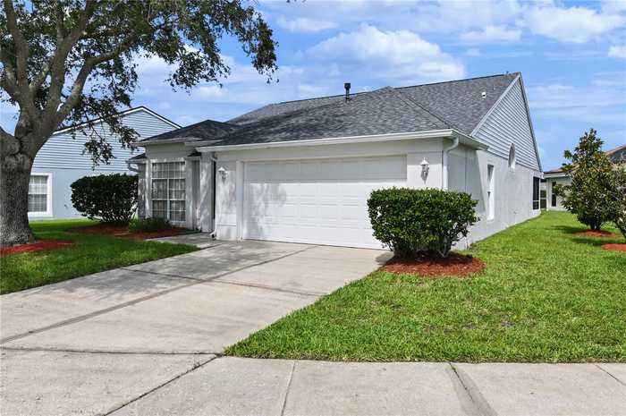 photo 2: 3300 SANTA MONICA DRIVE, ORLANDO FL 32822