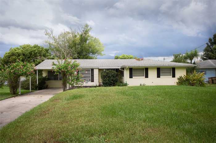 photo 2: 37349 TURNER DRIVE, UMATILLA FL 32784