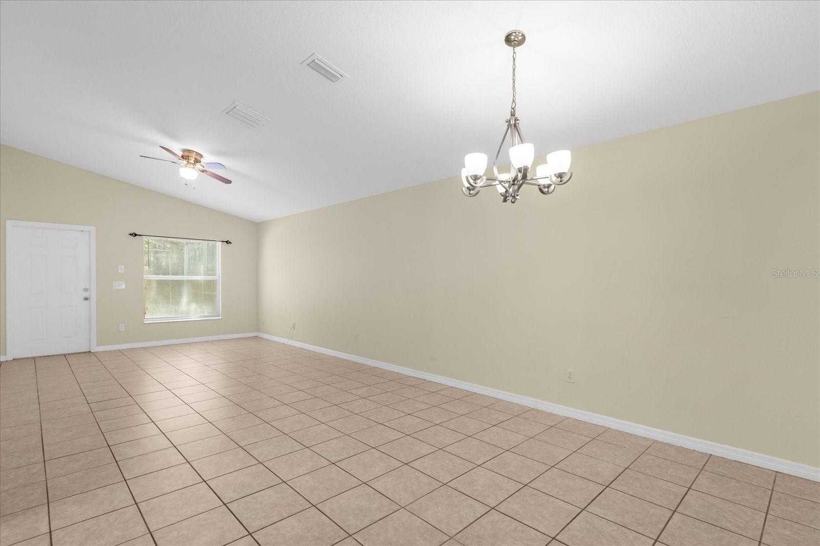 photo 3: 134 STEPHEN AVENUE, OVIEDO FL 32765