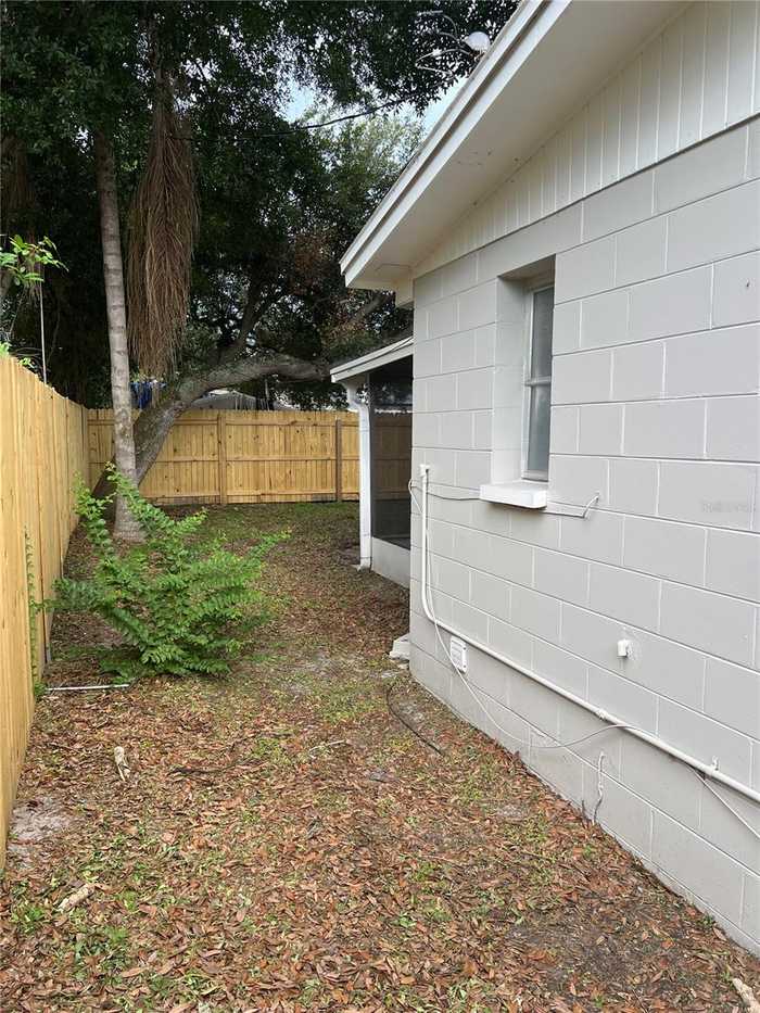 photo 14: 4630 BURKETT CIRCLE, TAMPA FL 33634