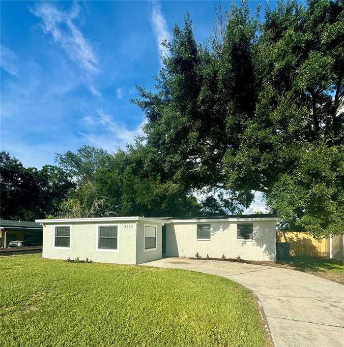 photo 2: 4630 BURKETT CIRCLE, TAMPA FL 33634