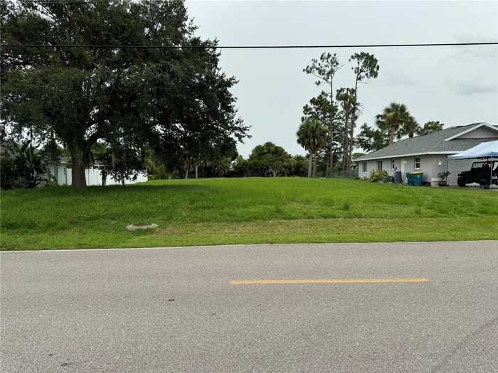 photo 1: 448 TORRINGTON STREET, PORT CHARLOTTE FL 33954