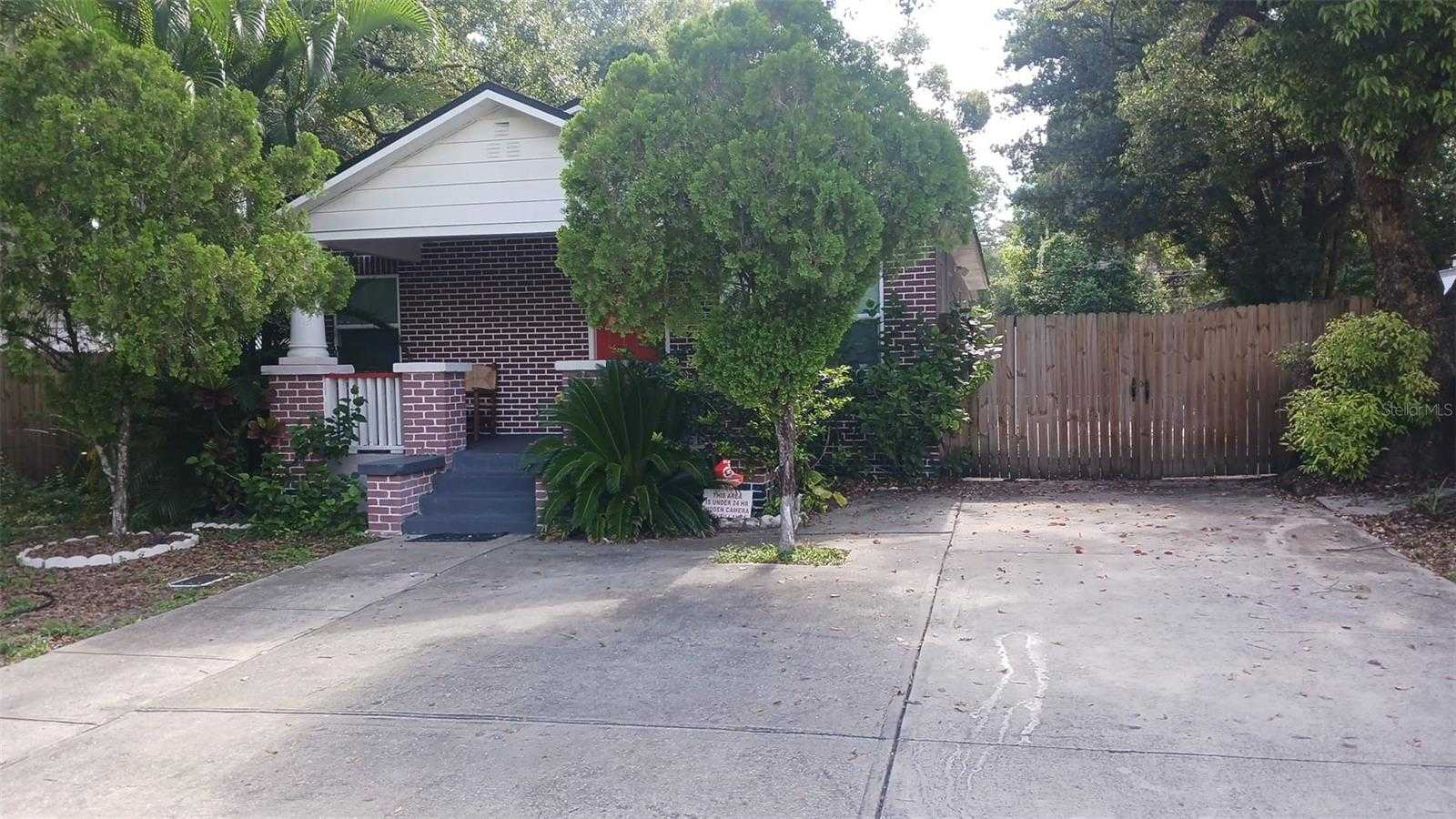 photo 2: 8012 N 11TH STREET, TAMPA FL 33604