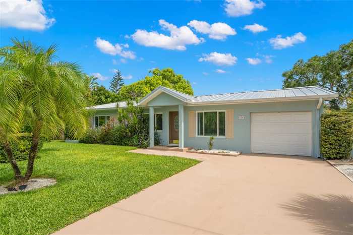 photo 1: 324 40TH AVENUE, ST PETE BEACH FL 33706