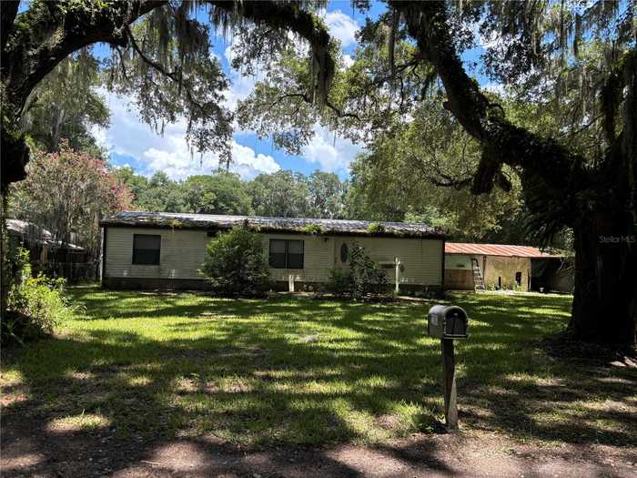 photo 1: 12063 SE 133RD TERRACE, OCKLAWAHA FL 32179