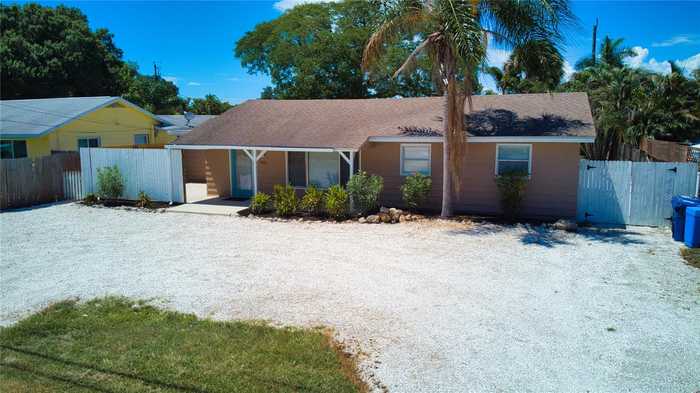 photo 2: 2051 COUVER DRIVE, SARASOTA FL 34231