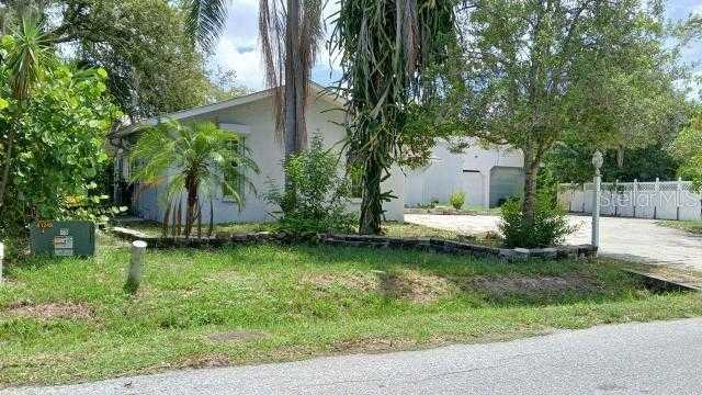 photo 2: 4712 SEVILLE DRIVE, SARASOTA FL 34235