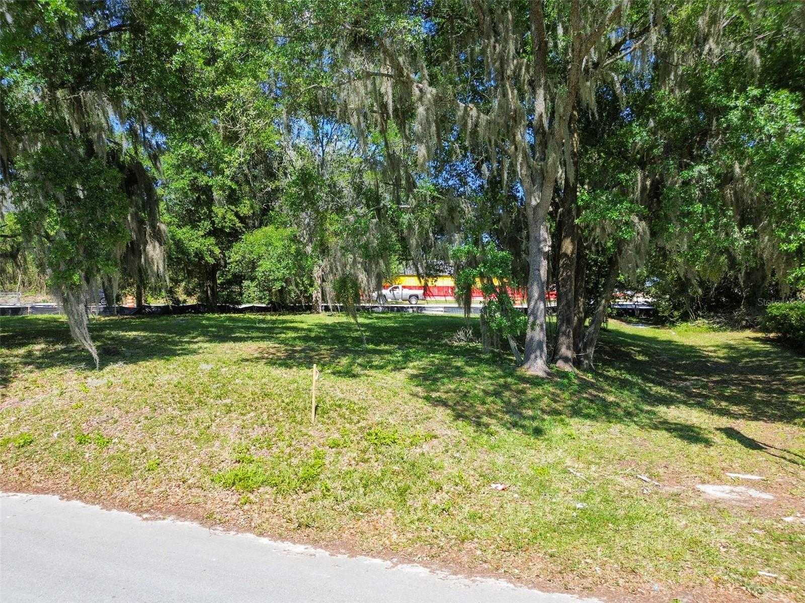 photo 2: 5TH ST, DADE CITY FL 33525