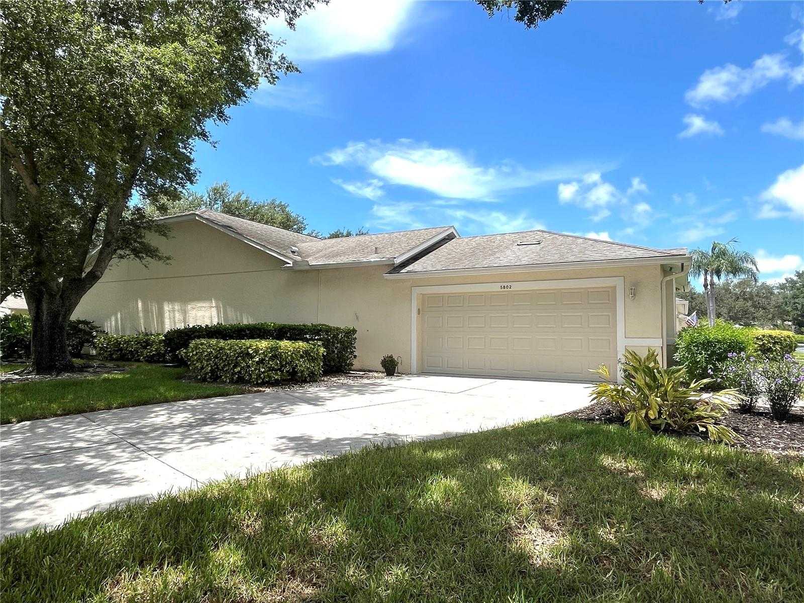 photo 2: 5802 COTTONWOOD STREET, BRADENTON FL 34203