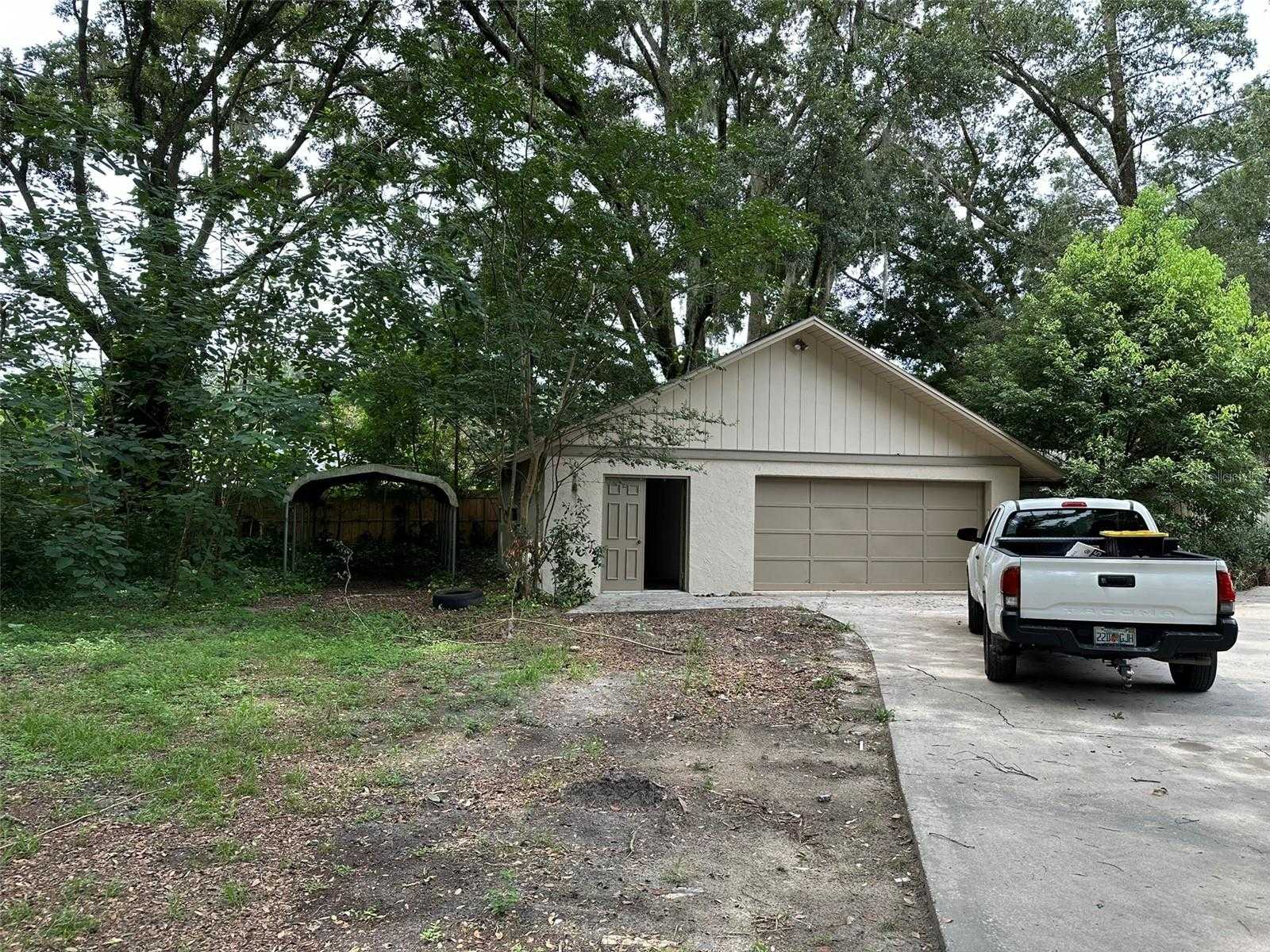 photo 2: 1930 SE 51ST TERRACE, OCALA FL 34480