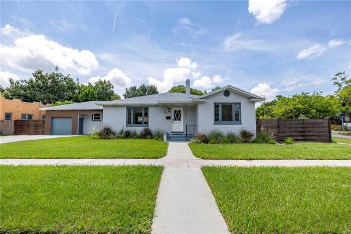 photo 2: 2262 DARTMOUTH AVENUE N, SAINT PETERSBURG FL 33713