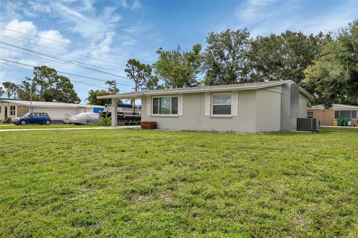 photo 2: 2051 MISSISSIPPI AVENUE, ENGLEWOOD FL 34224