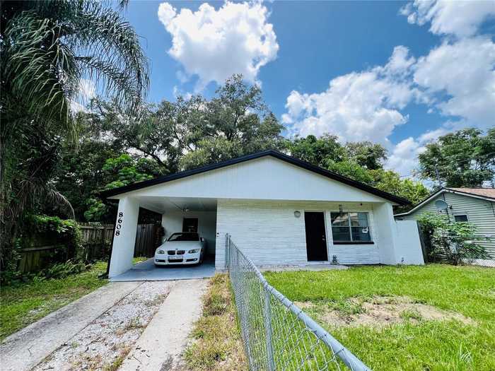 photo 2: 8608 RUTH PLACE, TAMPA FL 33604