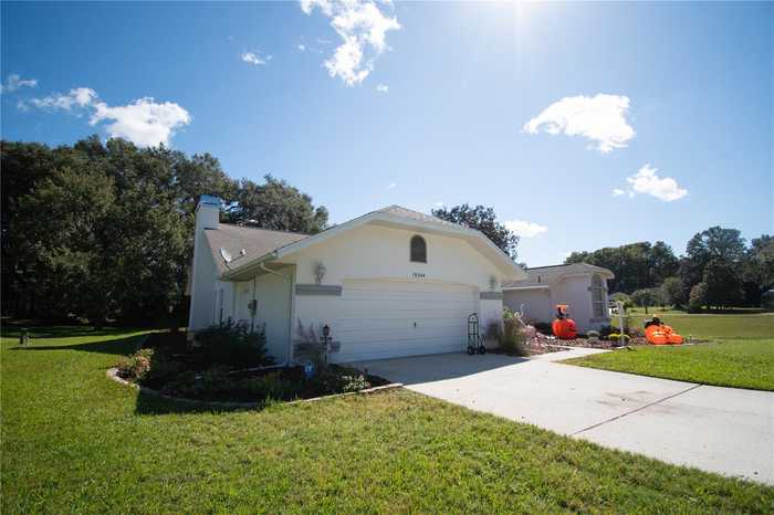 photo 1: 19244 SW 90TH LANE ROAD, DUNNELLON FL 34432