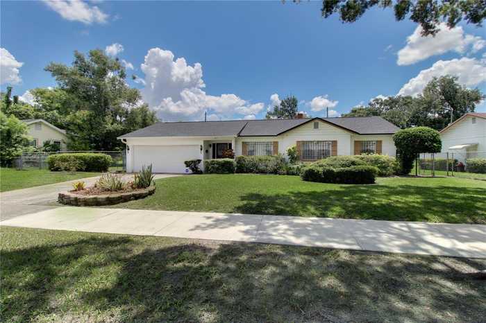 photo 1: 821 BETHUNE DRIVE, ORLANDO FL 32805