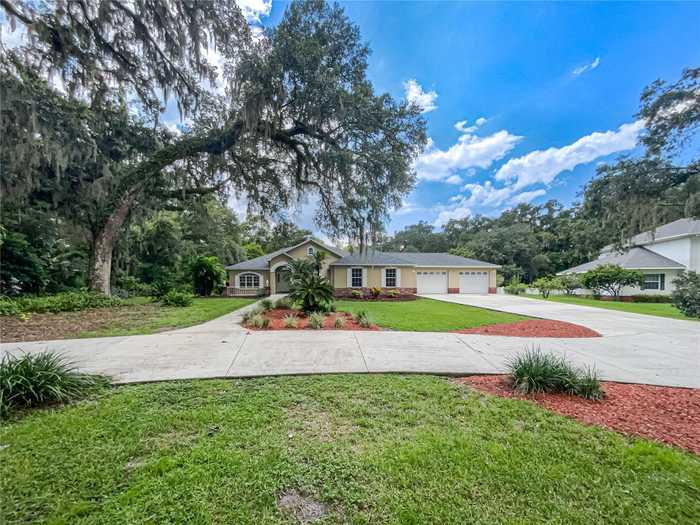 photo 1: 3114 GARDNER OAKS DRIVE, LAKELAND FL 33810