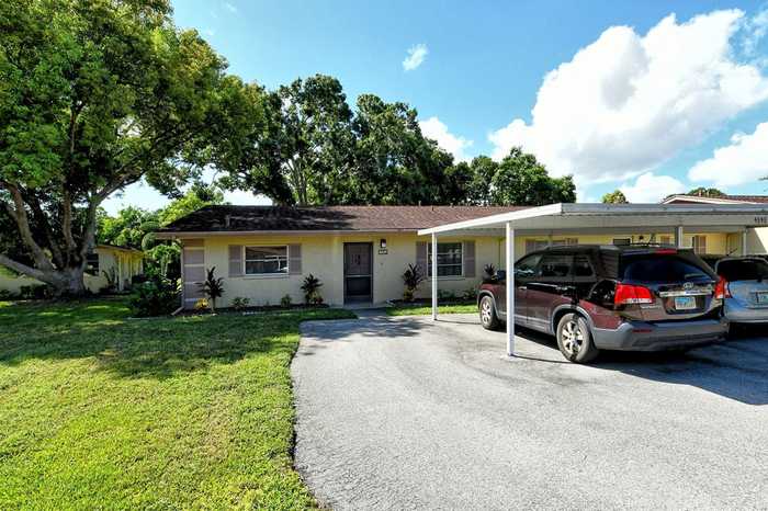 photo 2: 4539 OTTAWA TRAIL Unit 218, SARASOTA FL 34233