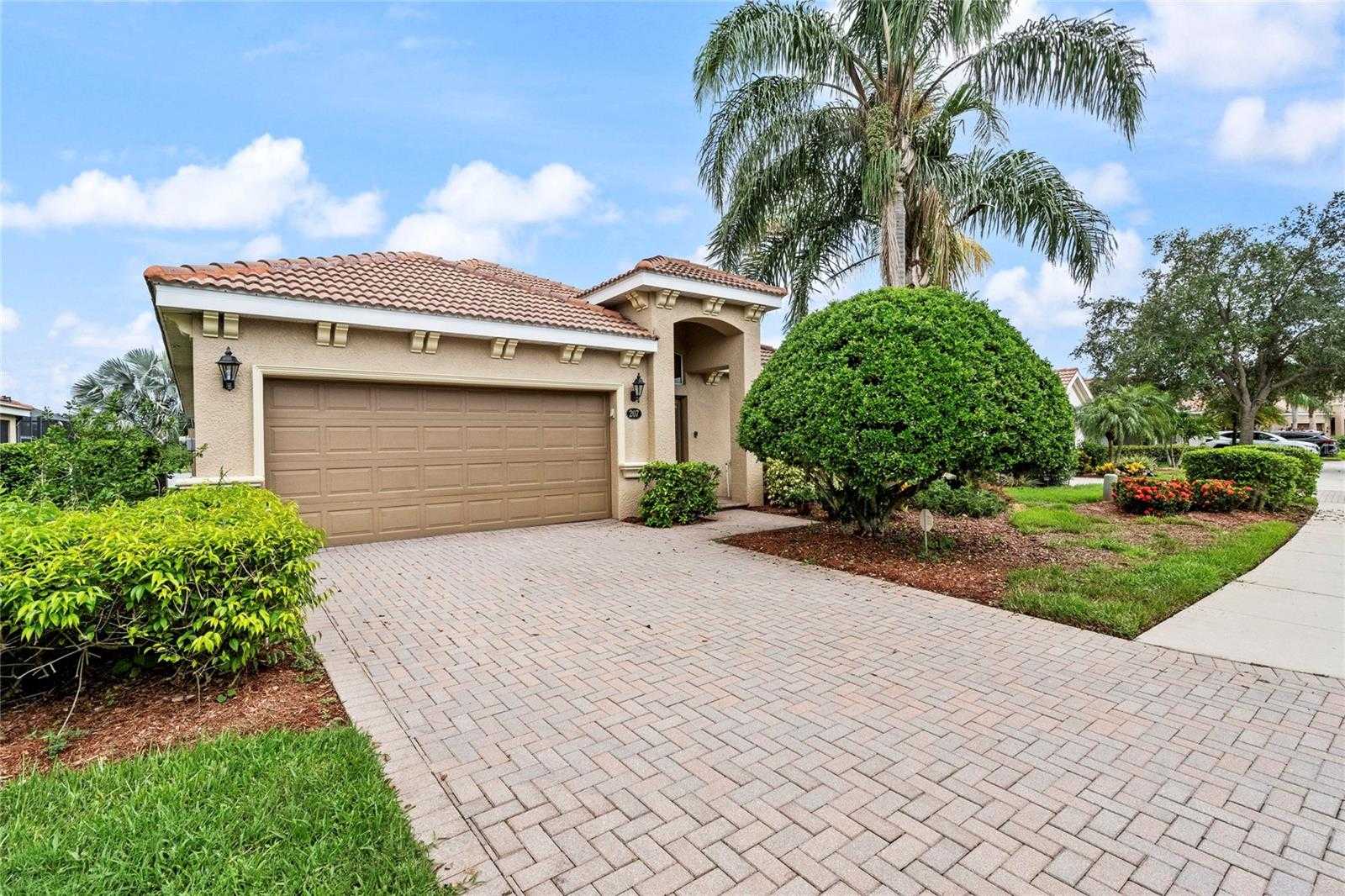 photo 1: 207 WINDING RIVER TRAIL, BRADENTON FL 34212