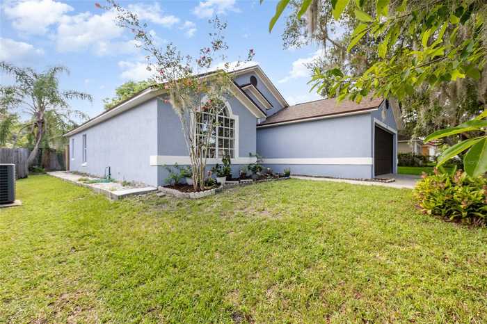 photo 2: 492 LANCERS DRIVE, WINTER SPRINGS FL 32708